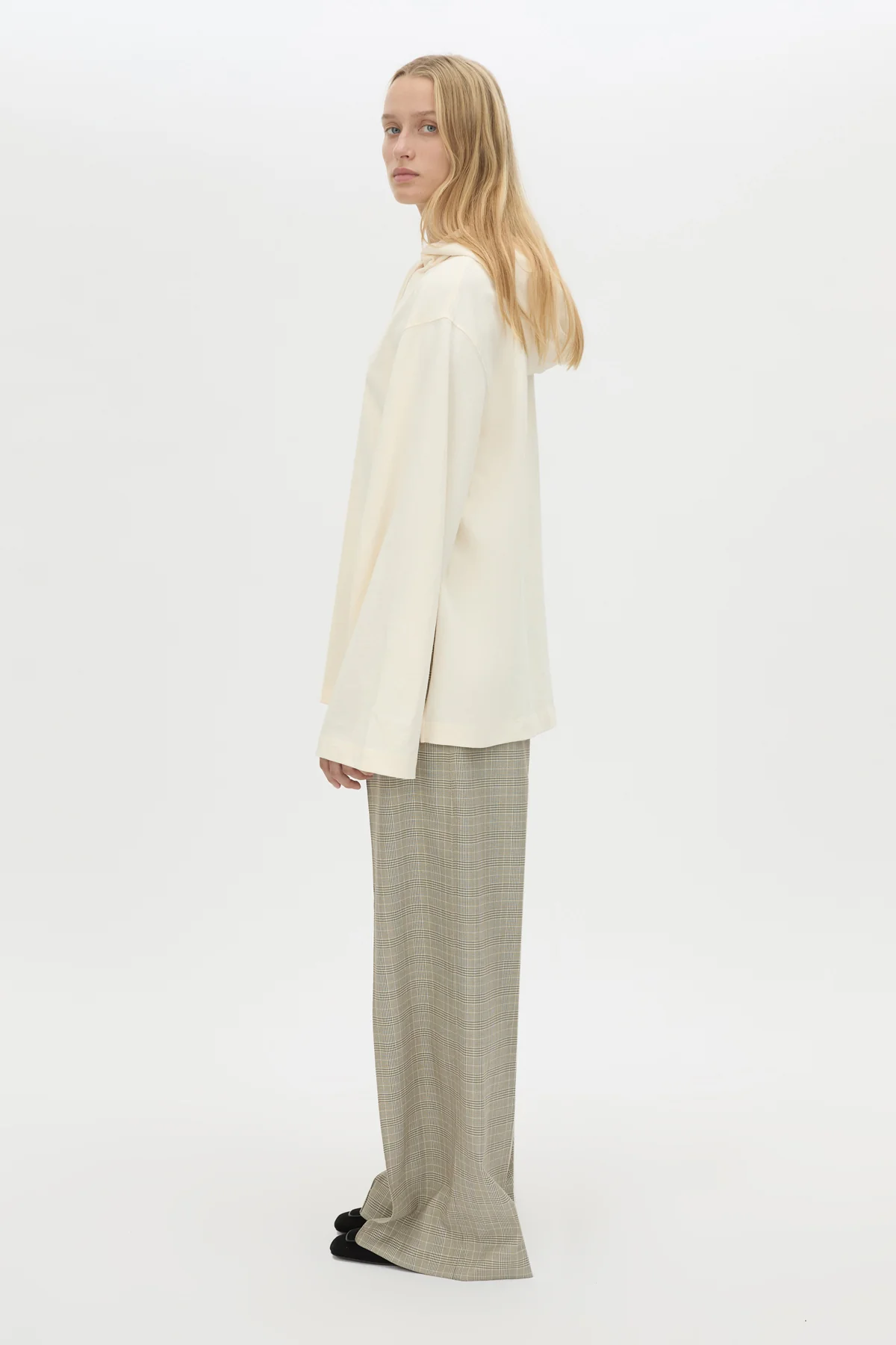 Studio Hoodie - Image 5